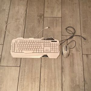 A light up gaming keyboard and mouse set